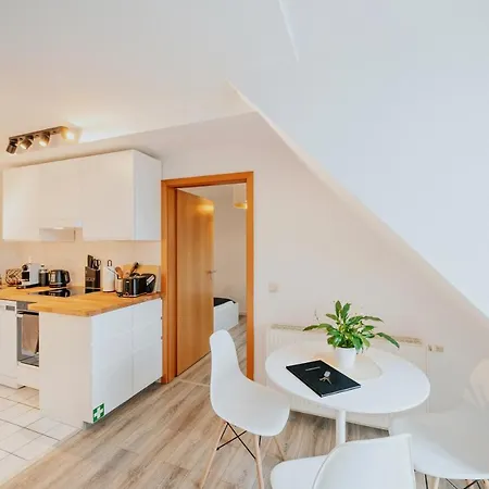 Bliss Place - Serviced - Arbeitsplatz, Zentral, Küche, Waschmaschine, Smarttv *