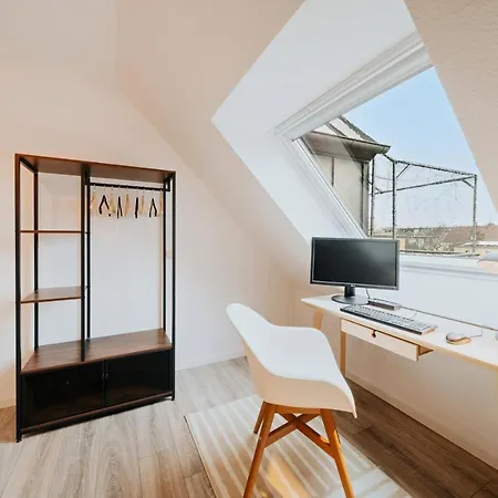 Apartment Bliss Place - Serviced - Arbeitsplatz, Zentral, Küche, Waschmaschine, Smarttv