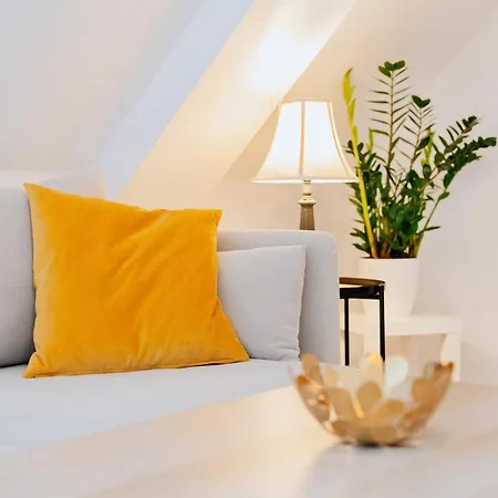 Bliss Place - Serviced - Arbeitsplatz, Zentral, Küche, Waschmaschine, Smarttv * Magdeburg