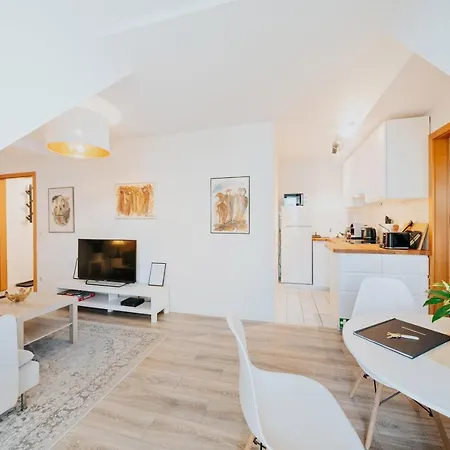 Bliss Place - Serviced - Arbeitsplatz, Zentral, Küche, Waschmaschine, Smarttv